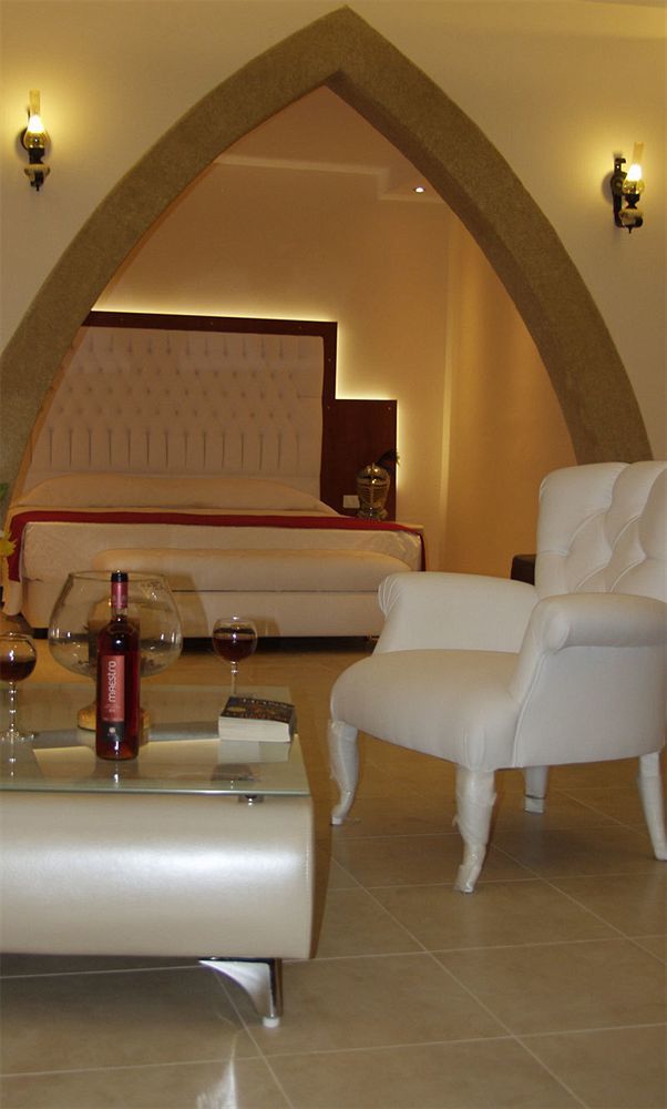 Hotell Castello Di Cavallieri & - Adults Only 4*